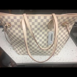 Daisy Rose cream checkered tote.